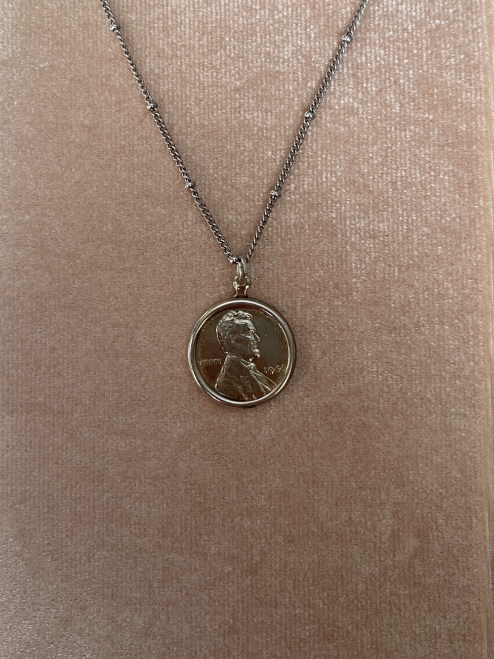 Cool Novelty VTG 1944 Vintage Lincoln Wheat Penny Coin With Steel Chain Necklace